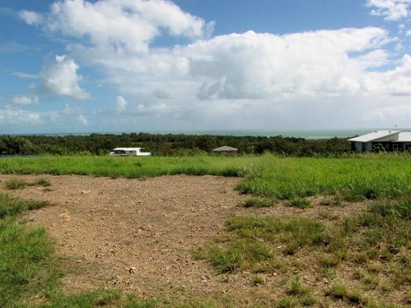 27 Highview Drive, Craignish QLD 4655