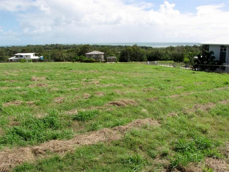 27 Highview Drive, Craignish QLD 4655