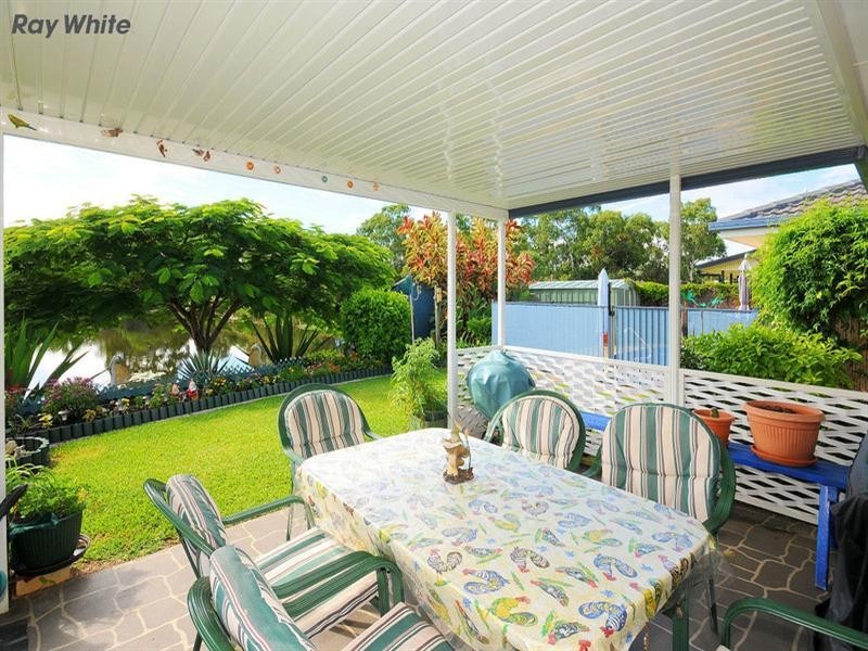 8 Adam Court, Urangan QLD 4655