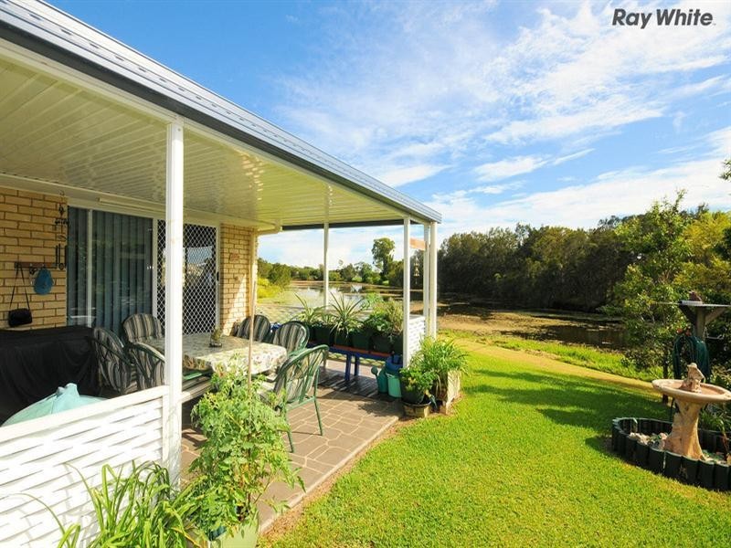 8 Adam Court, Urangan QLD 4655