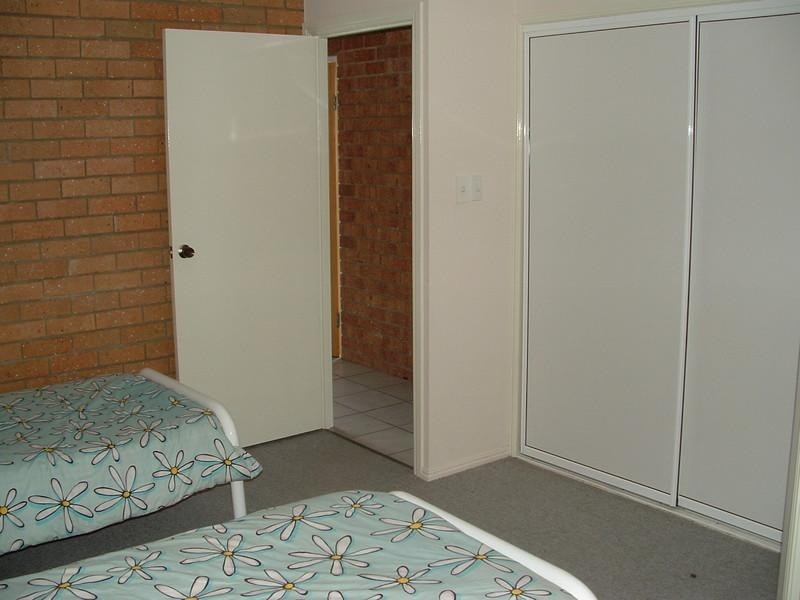 4/448 Charlton Esplanade, Torquay QLD 4655