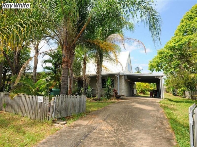 745 Boat Harbour Drive, Urangan QLD 4655