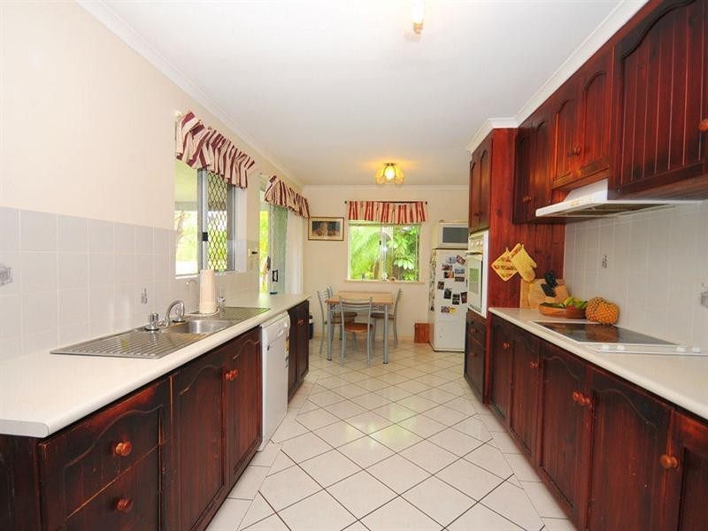 28 Donaldson Road, Booral QLD 4655