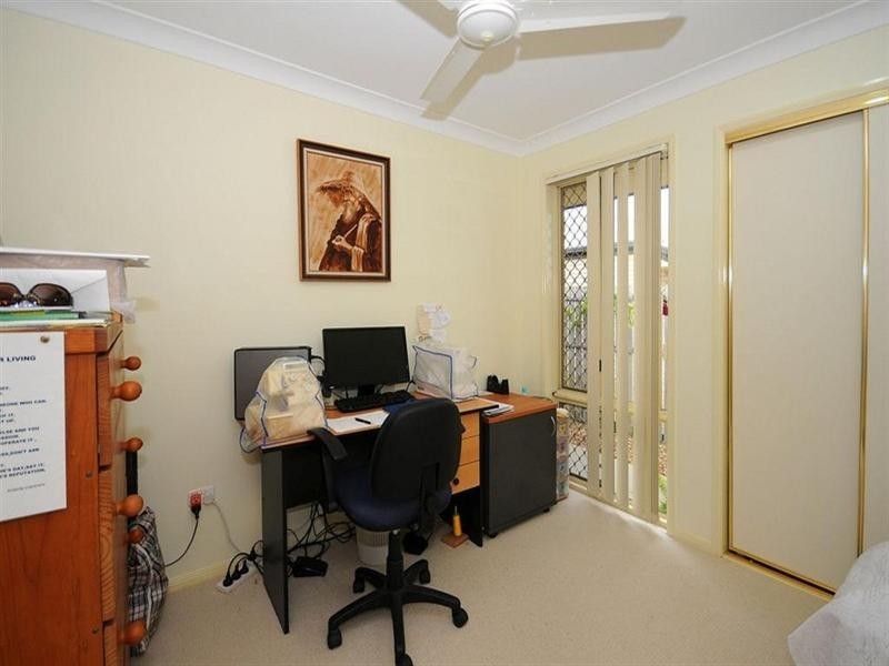 35 Anchorage Circuit, Point Vernon QLD 4655