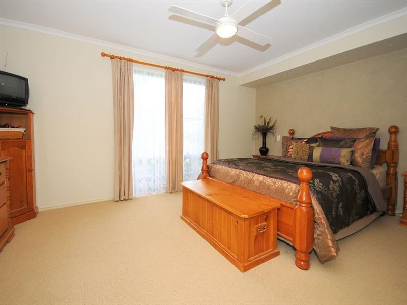 15 Lakeridge Drive, Dundowran QLD 4655