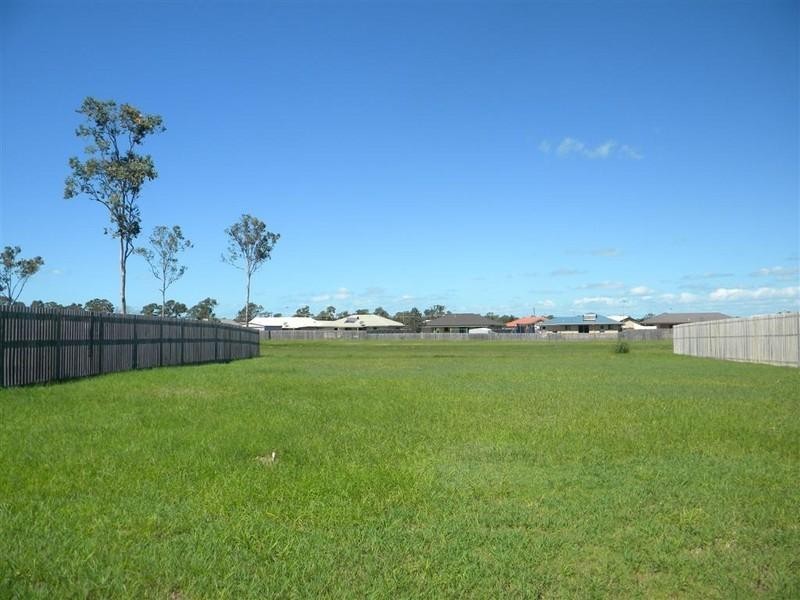 45 Archer Drive, Point Vernon QLD 4655