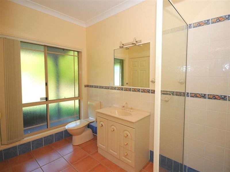 25 Pelican Avenue, Booral QLD 4655