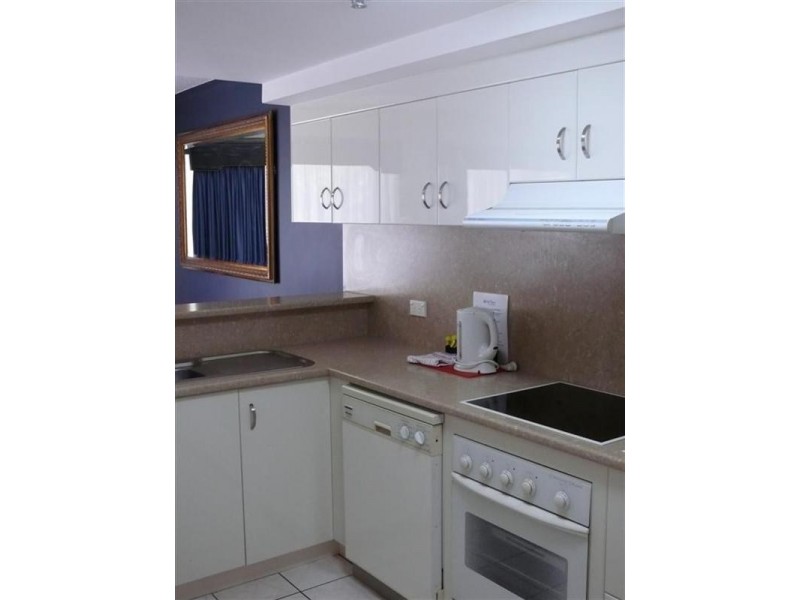 8/397 Charlton Esplanade, Torquay QLD 4655