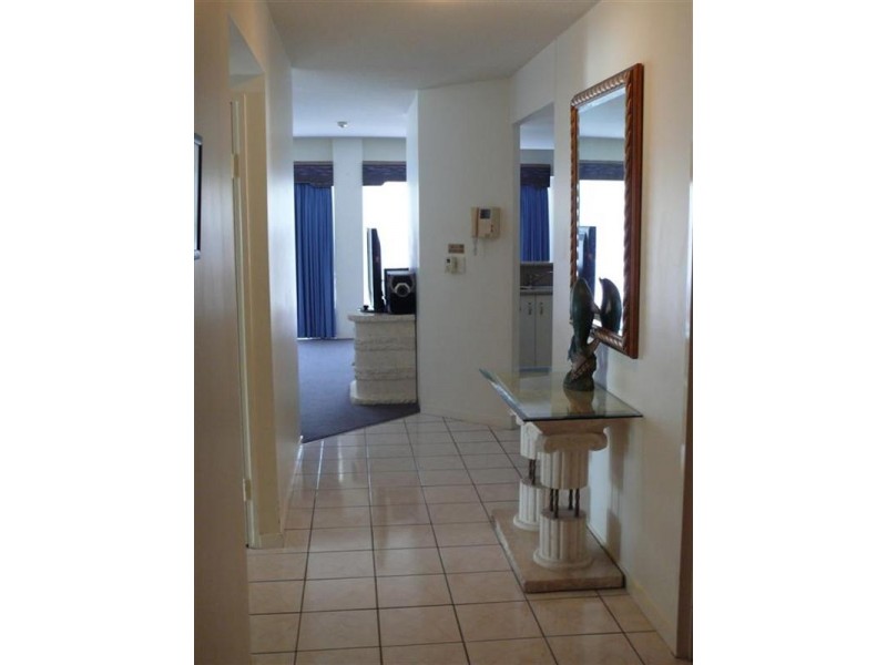 8/397 Charlton Esplanade, Torquay QLD 4655