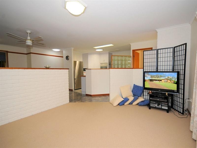 21 Wattlebird Lane, Eli Waters QLD 4655