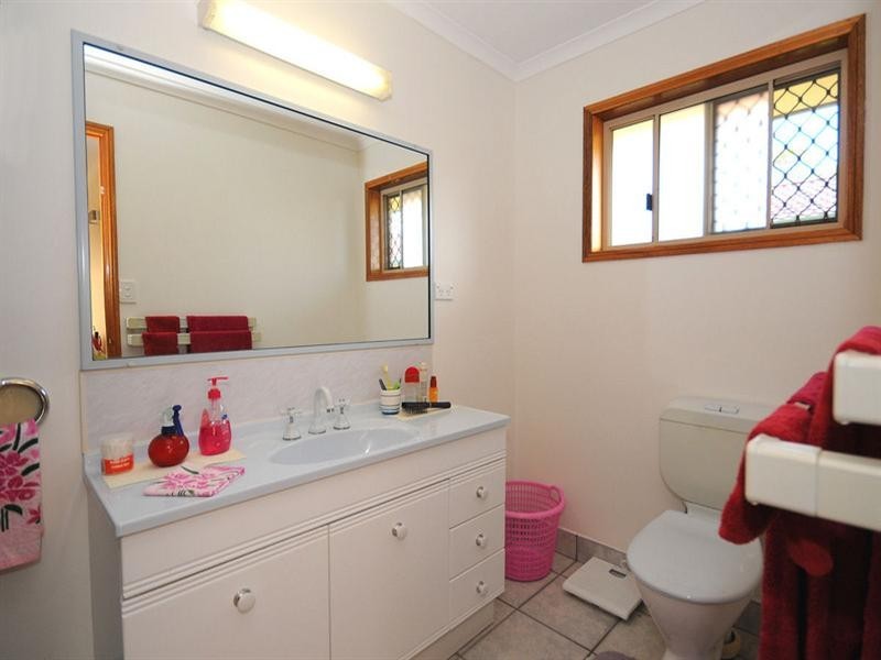 21 Wattlebird Lane, Eli Waters QLD 4655