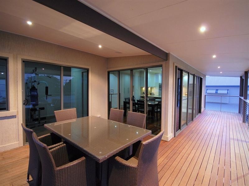 29 Mary Street, Scarness QLD 4655