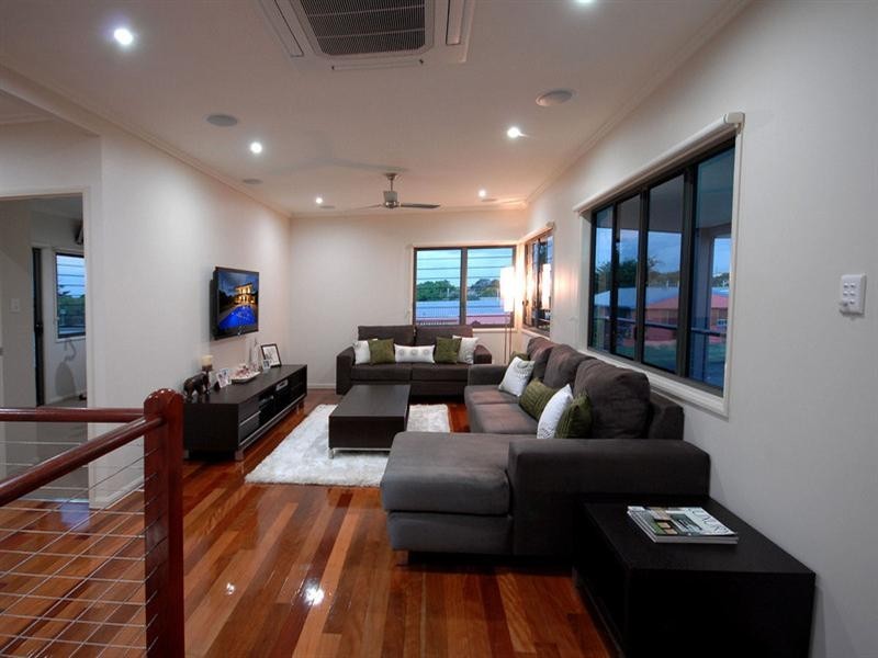 29 Mary Street, Scarness QLD 4655