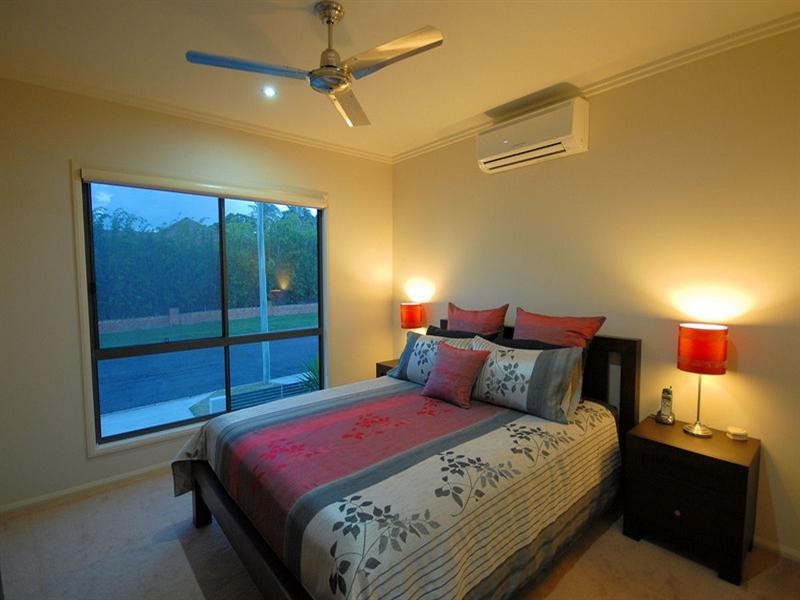 29 Mary Street, Scarness QLD 4655