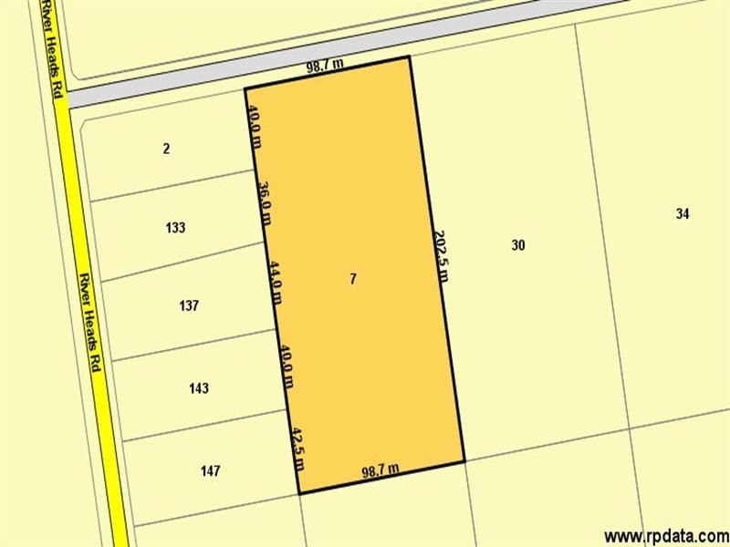 7 Allerton Road, Booral QLD 4655