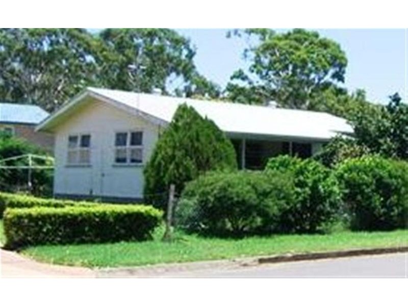 42 Esplanade, Point Vernon QLD 4655