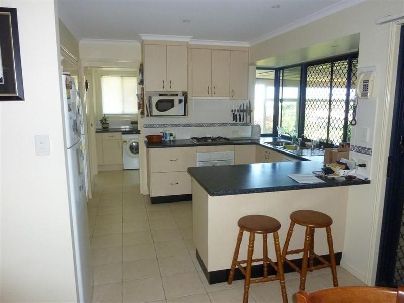 21 DAVIS, Kawungan QLD 4655