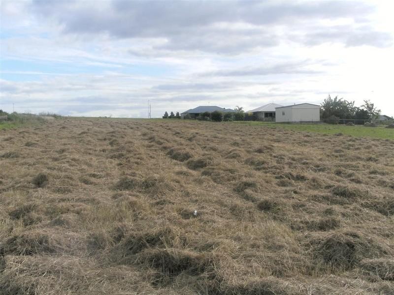 43 Windjammer Circuit, River Heads QLD 4655