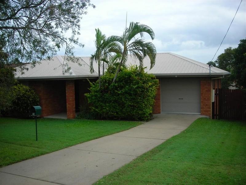 74 murphy, Point Vernon QLD 4655