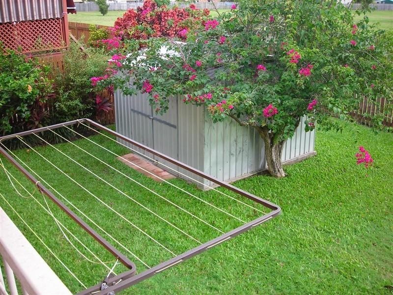 74 murphy, Point Vernon QLD 4655