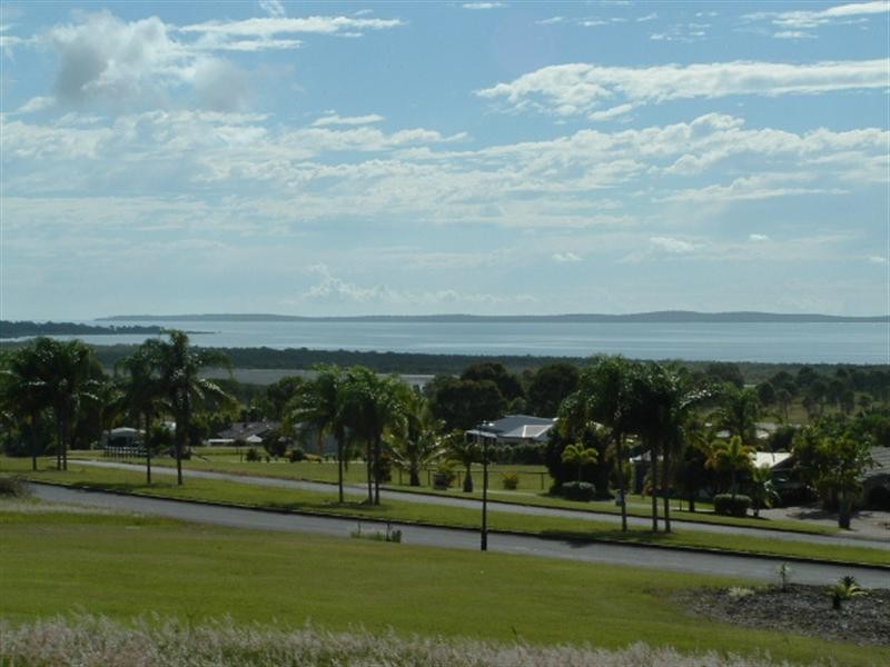 38 Cove Boulevard, River Heads QLD 4655