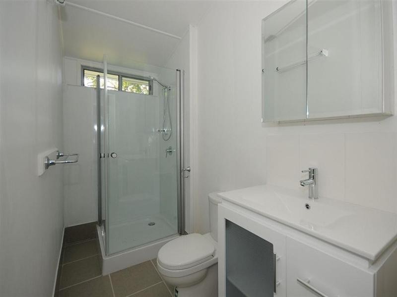 15 MARTIN, Point Vernon QLD 4655