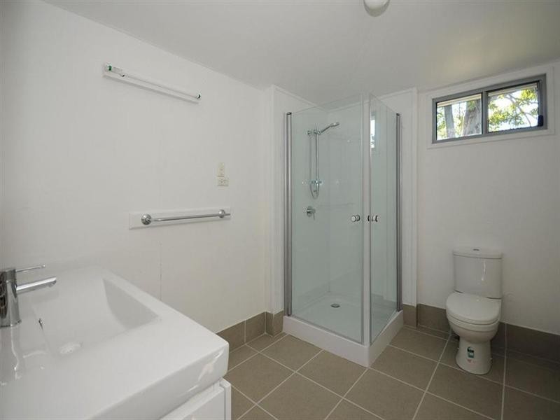 15 MARTIN, Point Vernon QLD 4655