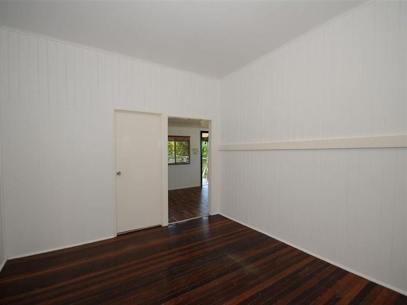 15 MARTIN, Point Vernon QLD 4655
