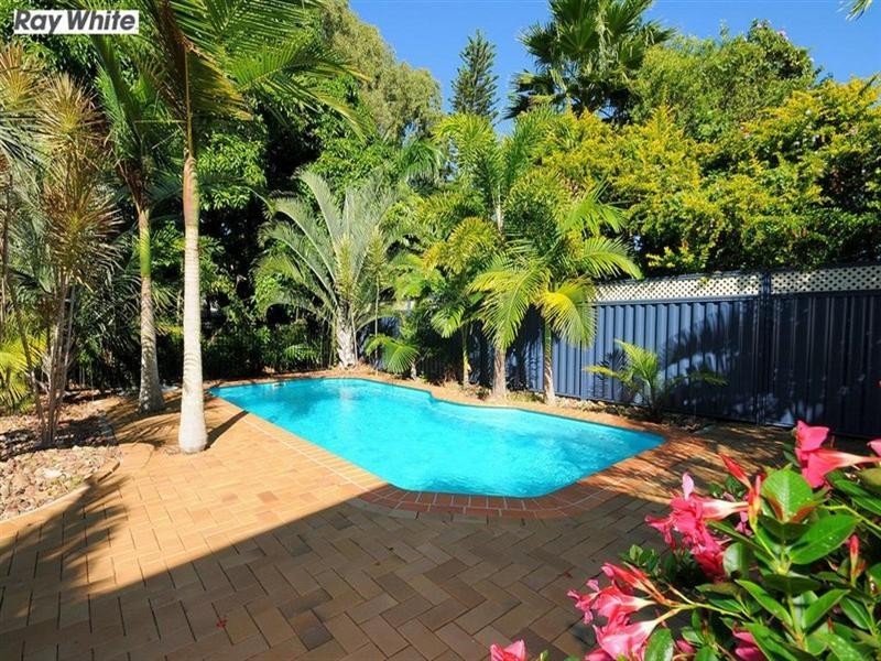 209 Torquay Terrace, Torquay QLD 4655