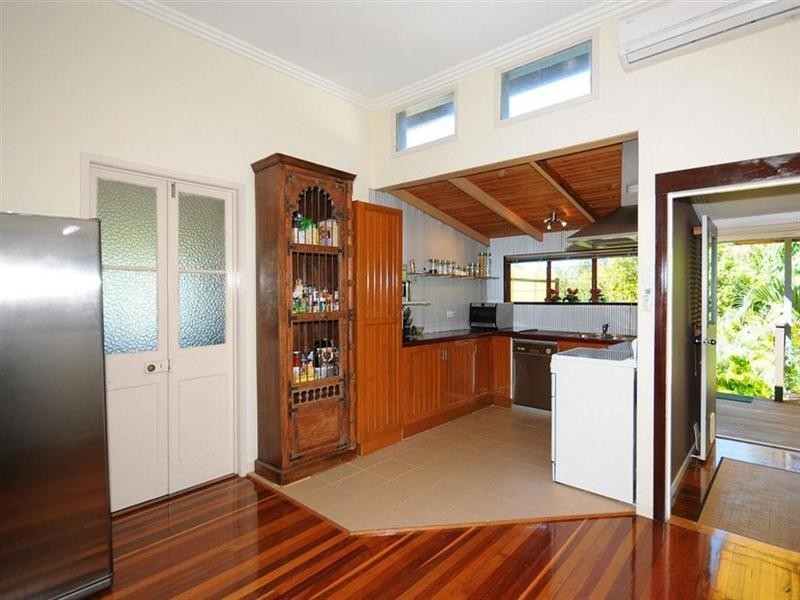 209 Torquay Terrace, Torquay QLD 4655