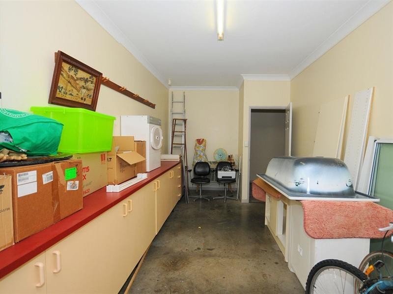 191 Dayman Street, Urangan QLD 4655