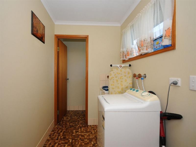 24 South Street, Urangan QLD 4655