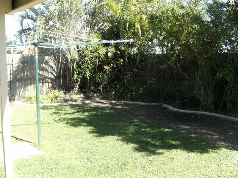 95 North Street, Point Vernon QLD 4655