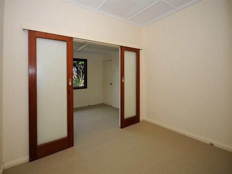 23 Helsham Street, Point Vernon QLD 4655