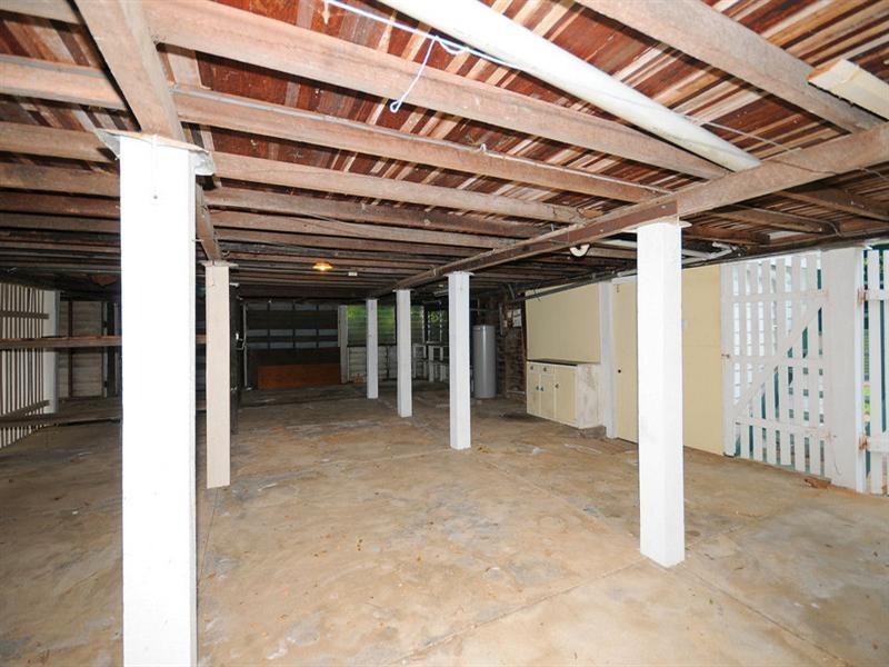 23 Helsham Street, Point Vernon QLD 4655