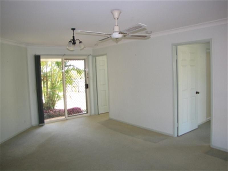 3 Queensbury Grove, Urraween QLD 4655