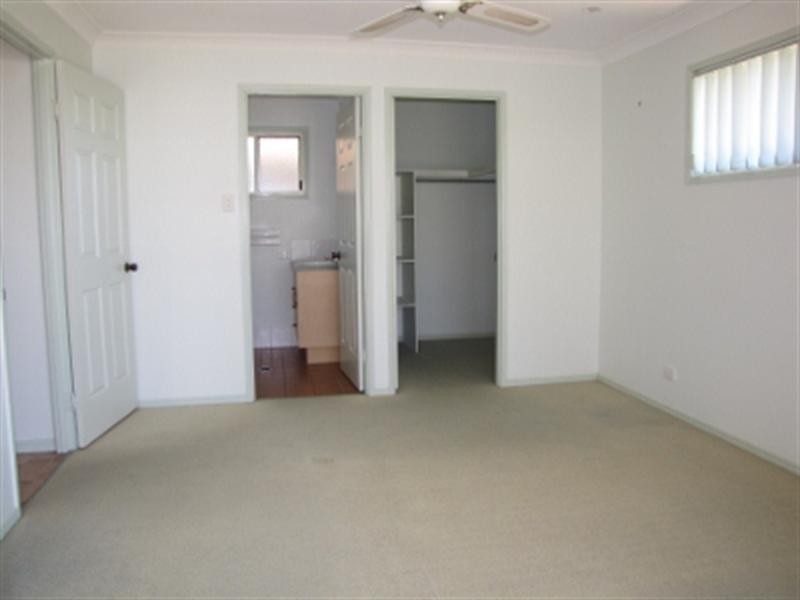 3 Queensbury Grove, Urraween QLD 4655