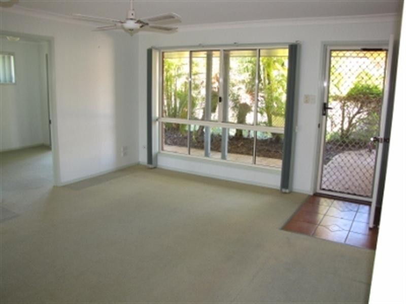 3 Queensbury Grove, Urraween QLD 4655