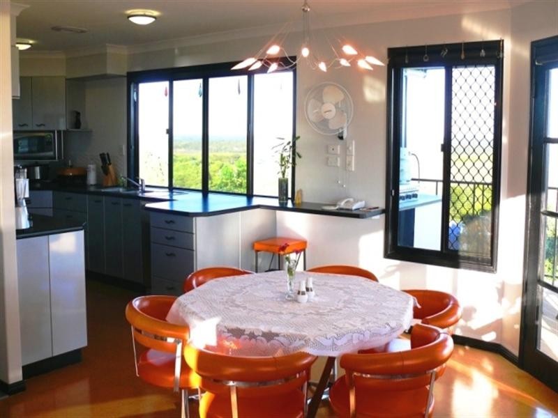 1 Tradewind Close, River Heads QLD 4655