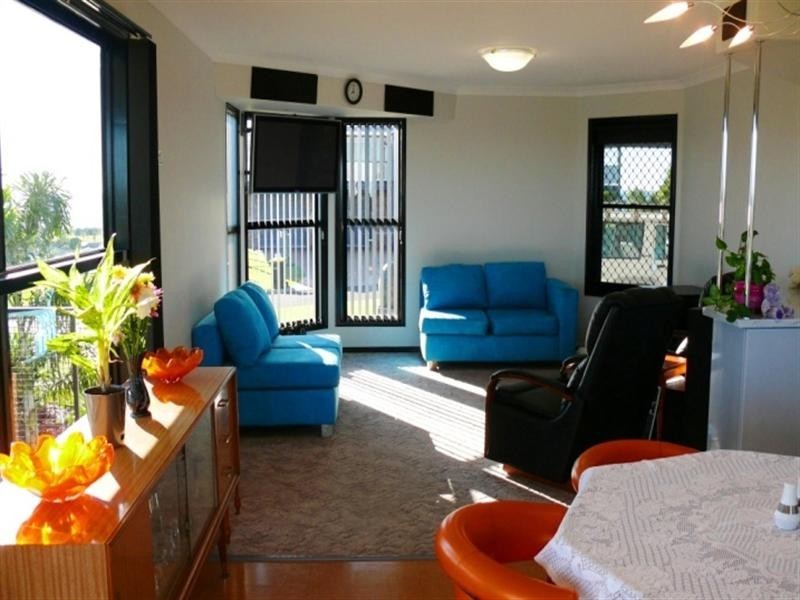 1 Tradewind Close, River Heads QLD 4655