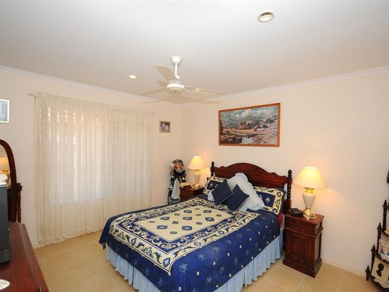 20 Kestrel Court, Eli Waters QLD 4655