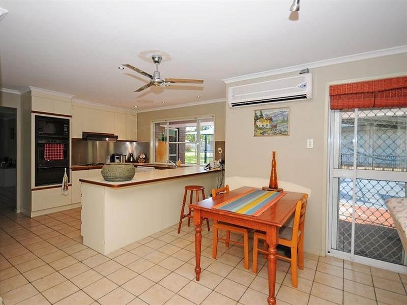 16 Garden Drive, Urangan QLD 4655