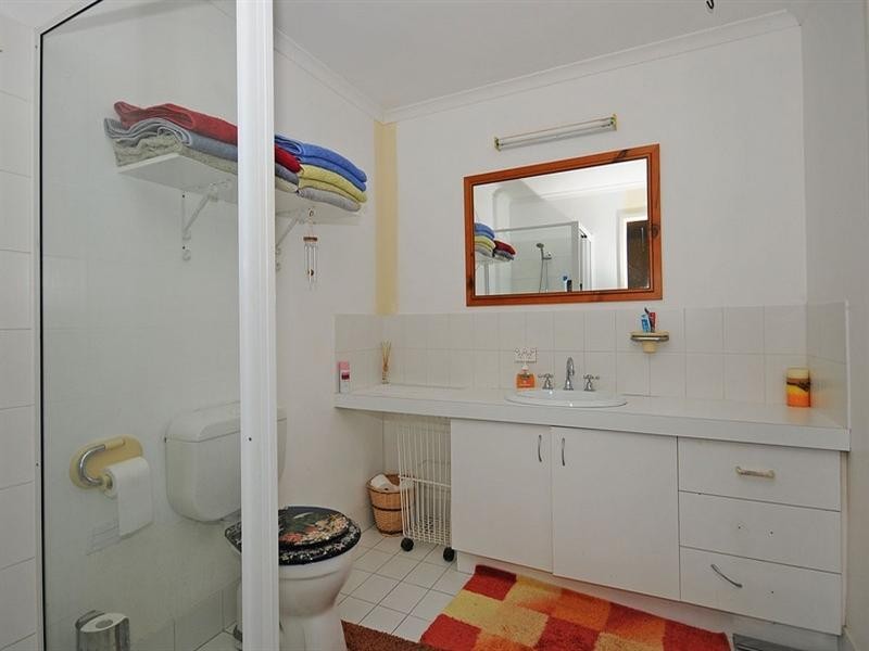 16 Garden Drive, Urangan QLD 4655