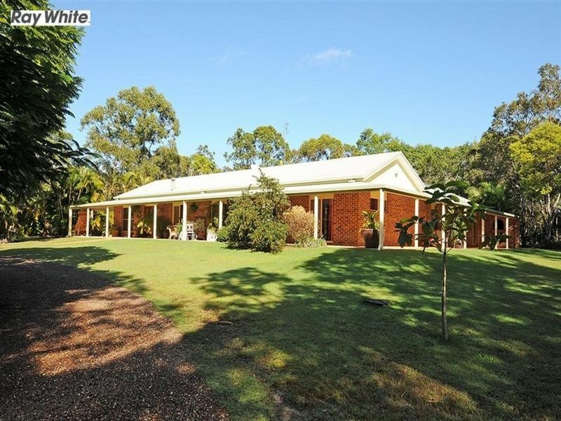 34 Senor Avenue, Urangan QLD 4655