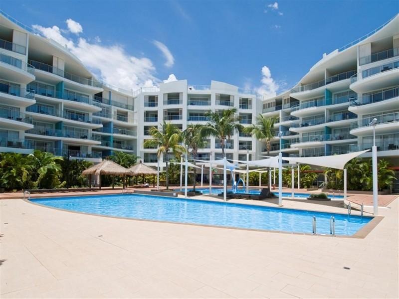 417/569 Charlton Esplanade, Urangan QLD 4655