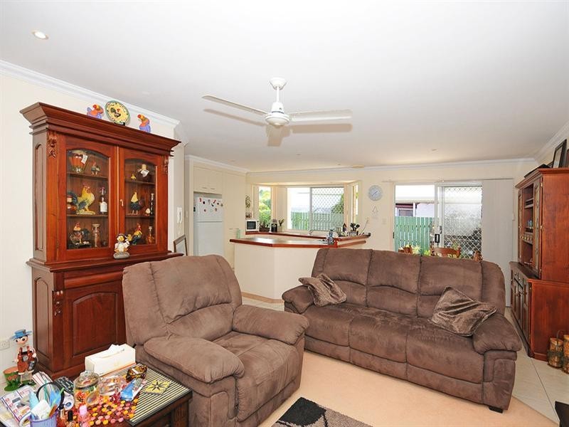 1/36 Truro Street, Torquay QLD 4655