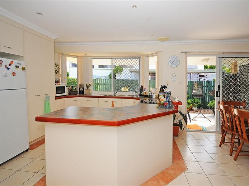 1/36 Truro Street, Torquay QLD 4655