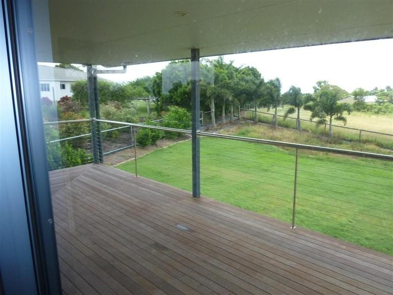 4 BONNIE, Craignish QLD 4655