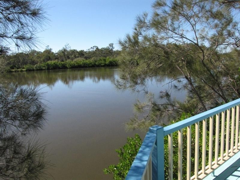 17 Jacqueline Drive, Pacific Haven QLD 4659