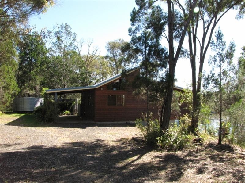 17 Jacqueline Drive, Pacific Haven QLD 4659